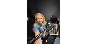 Full-Time Voiceover Artist | Own Studio